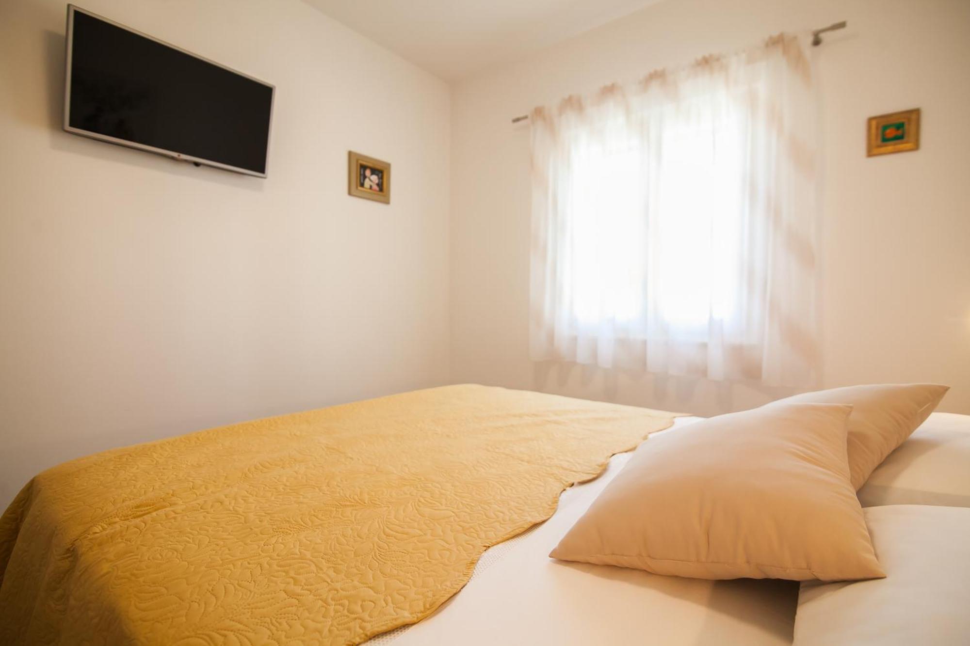 Sirius Apartments Бол Экстерьер фото